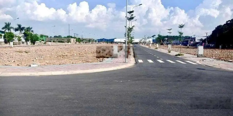 Bán đất nền cổng vào sân bay Long Thành 76.5m2 SHR, đường 12m. LH 0901 812 ***