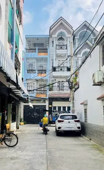 Bán nhà hot nhất Quận Bình Tân - đường Chiến Lược