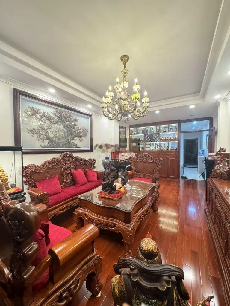 Bán nhà phố bồ đề long biên. 78m 6 tầng giá chào 21 tỷ nhỉnh. gara ôtô thang máy- 2 thoáng trước