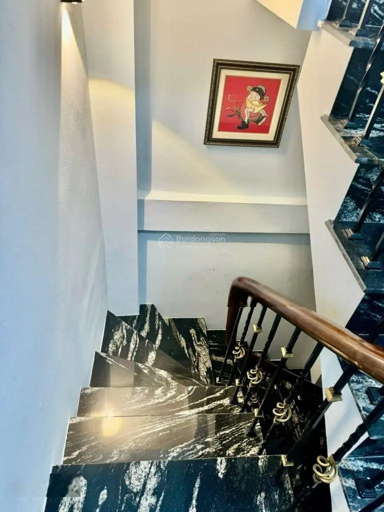 Chính chủ bán nhà Nghĩa Dũng Ba Đình, ngõ phân lô, thông các ngả, ô tô, chỉ 6,2 tỷ