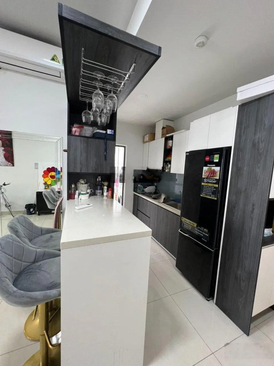 Bán nhanh căn Emerald 53m2 - 1PN - 1WC, giá chỉ 2.7 tỷ bao hết. Nhà nội thất cơ bản