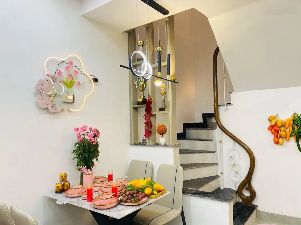 Bán nhà phố Lĩnh Nam, 33m2 x 5 tầng nội thất đầy đủ nhà đẹp về ở ngay 4,95 tỷ, LH 0961 579 ***