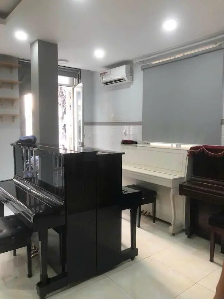 Đẳng cấp - sát mặt tiền Phan Đăng Lưu - P. 3 - Bình Thạnh. Ngang to (6x9m) 2 tầng + 3PN + HĐT 29tr