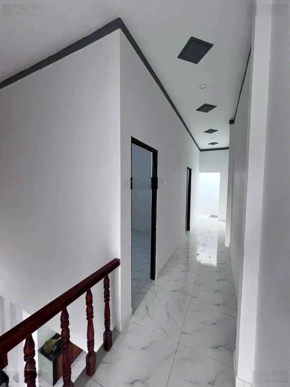 Nhà thanh lí của ngân hàng giá tốt , nhà mới dọn vào ở được , pháp lý chuẩn