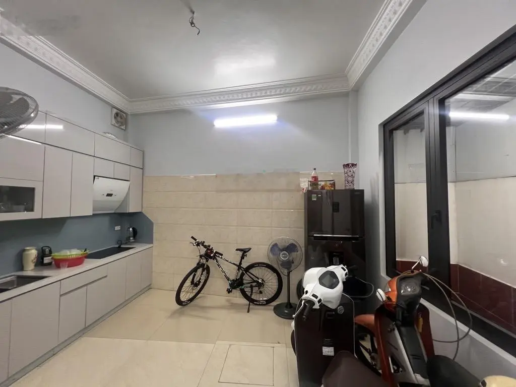 Bán nhà - kim mã - ba đình -30m ra phố-mặt ngõ thông - full nội thất - nhà đẹp ở ngay