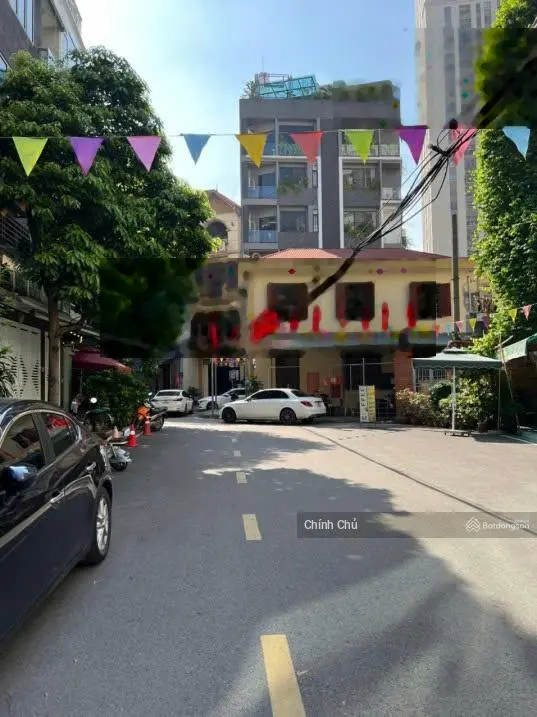 bán nhà góc 3 mặt tiền rộng 15m Ngõ ôtô 20m 62m2, 5.5 tầng ngõ Trung Kính & Mạc Thái Tổ