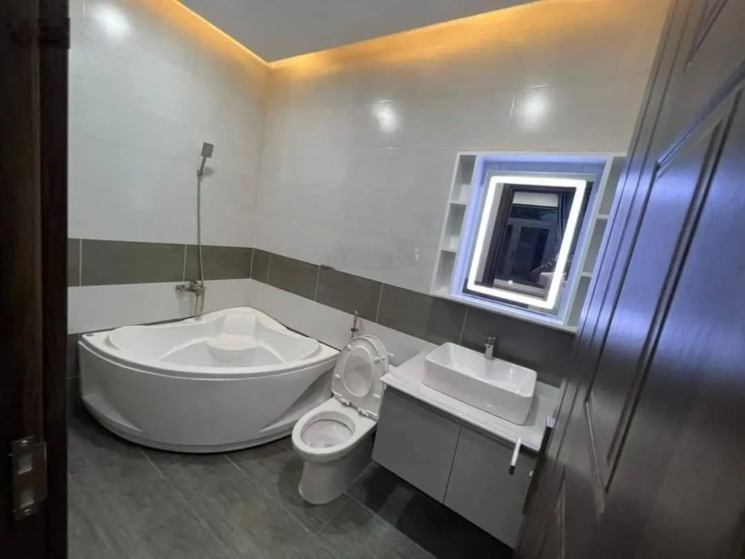 CẦN BÁN CĂN NHÀ HOÀNG PHAN THÁI - thuận tiện kinh doanh buôn bán - SHR- 2 tỷ 950