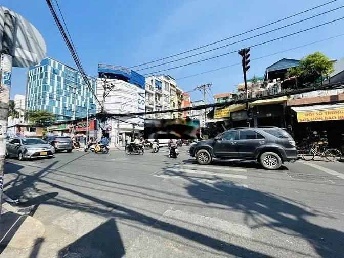 bán nhà mặt tiền Q8 đường Hưng Phú chủ ngộp bán gâp 148m2 chỉ 26ty.