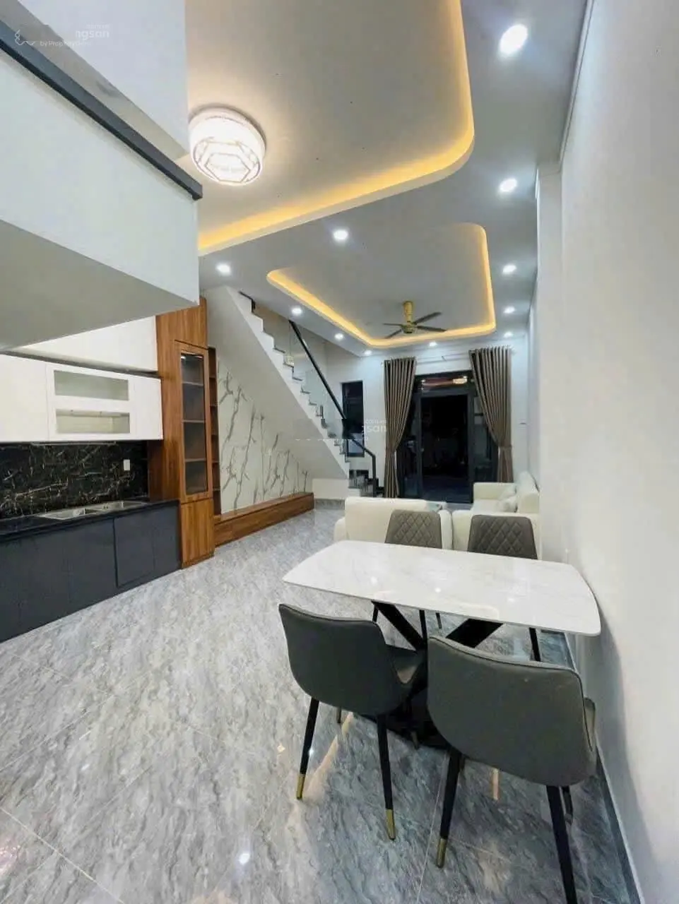 Thanh lí nhanh nhà Trần Quang Diệu, Phường 14, Quận 3. Dt 46,2m2 - giá 3,02 tỷ