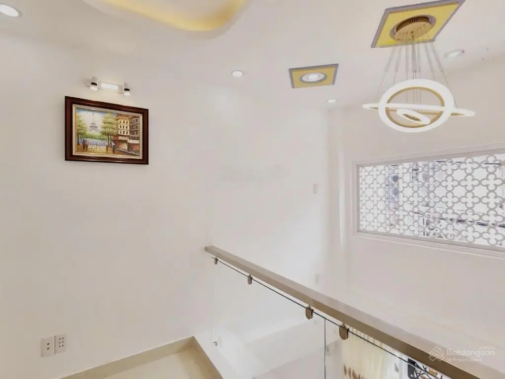 Hiếm! 5 tầng Bùi Đình Tuý - DTSD 61m2 - hẻm thẳng một trục - 3PN - hơn 4tỷ TL