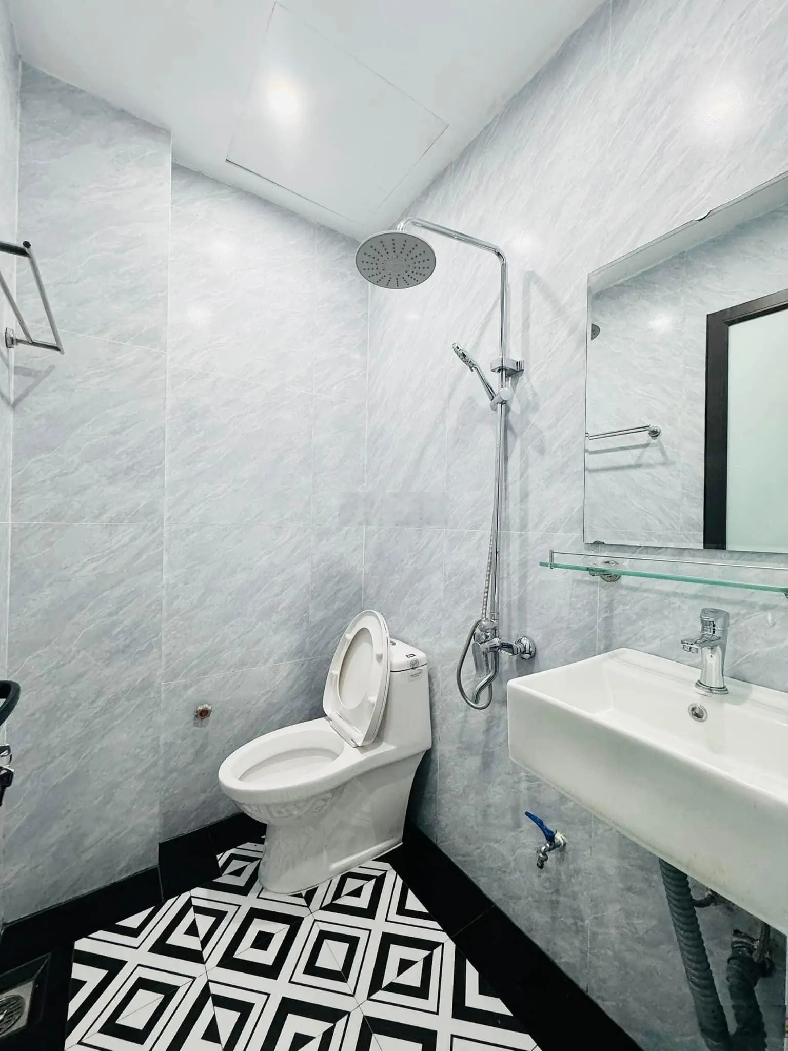 6.8 tỷ-38m2-lò đúc- trần khát chân-full nội thất- gân phố