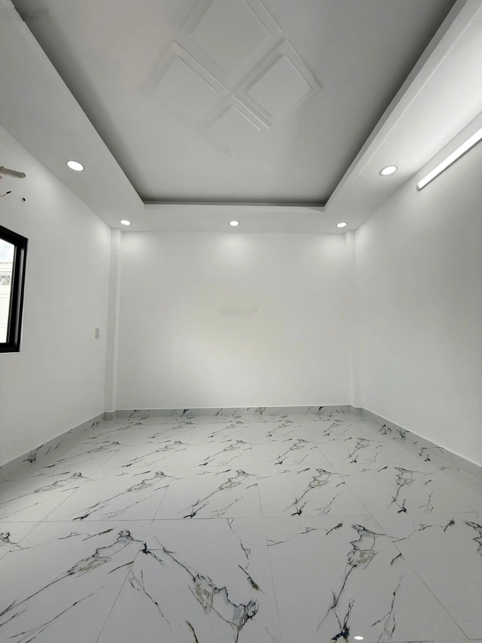 Bán Nhà Đường Hương Lộ 2, Hẻm Ô tô, 44m2, 3 Tầng, 3 Phòng ngủ, Nhà mới ở Ngay