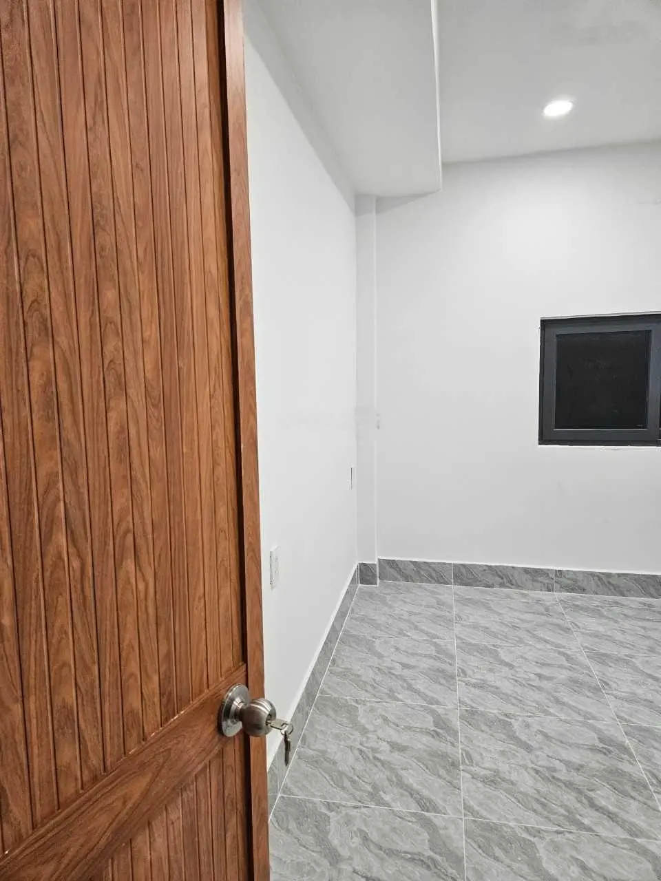 Bán nhà mặt tiền đường Lê Trọng Tấn, phường Tây Thạnh, Quận Tân Phú. 4,6m x 13,7m. Đúc 1 trệt 1 lầu