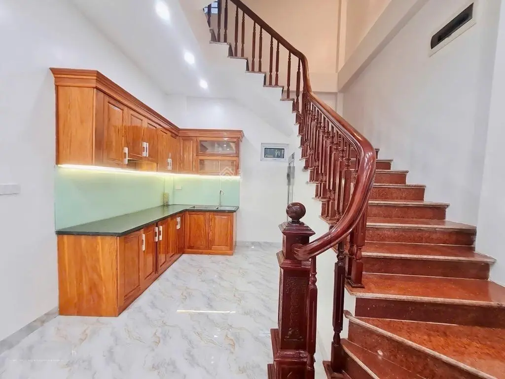 Bán Gấp Nhà 6 Tầng Lê Đức Thọ, Nhà dân xây tặng full nội thất, Giá: 8,2 tỷ, LH 0968.371.359