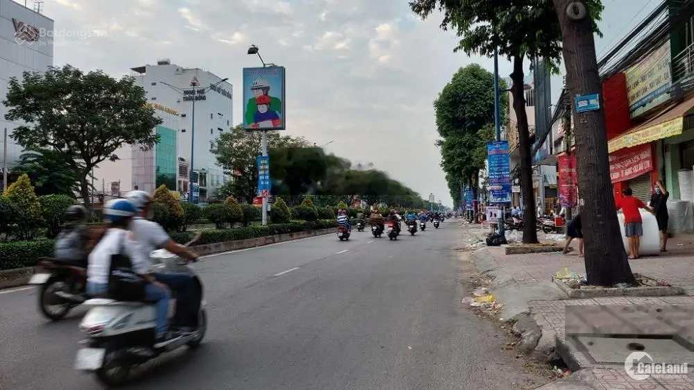 Chủ ngộp! Bán Góc 2MT Trường Chinh - Nguyễn Thái BÌnh-DT 8x30m - XD: Hầm 7 Tầng - Giá chỉ 65 Tỷ!