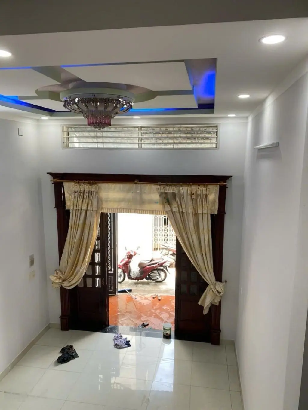 Nhà đẹp 3 tầng đường 339 kế Đỗ Xuân Hợp Phước Long B Quận 9 - hẻm xe hơi - nhỉnh 7 tỷ thương lượng