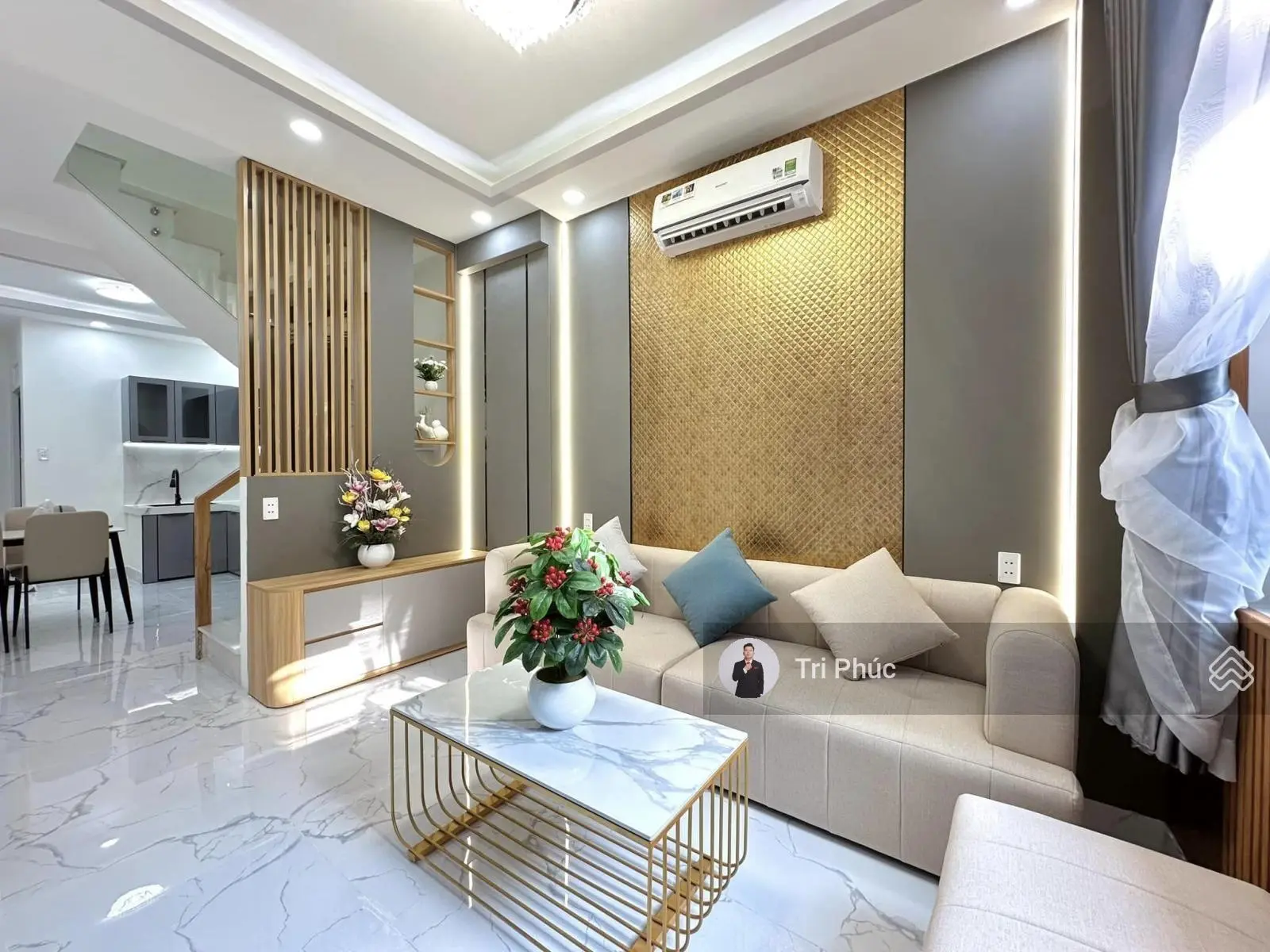 Nhà Đẹp Đón Tết Ngay Ngã Tư Phú Nhuận ,Hẻm Xe Hơi 3 Tầng 4PN Chỉ 6.xty TL