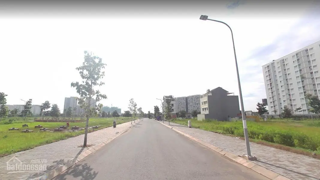 Chỉ 1,7 tỷ ở ngay. Lô đất 100m2 trong KDC Bình Nguyên, đường Thống Nhất cạnh làng đại học. SHR XDTD