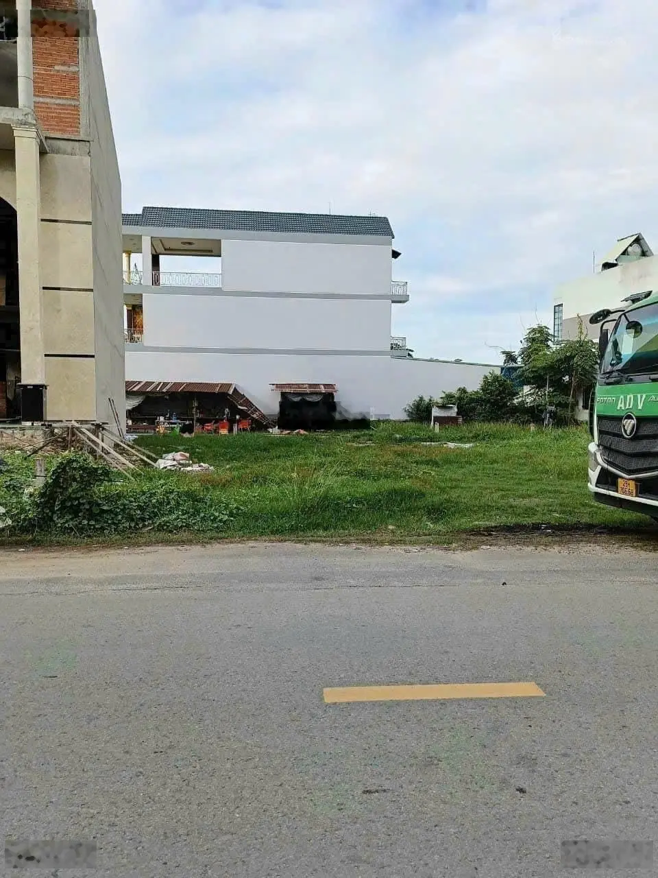 Bán đất mặt tiền Bàu Trâm vị trí đẹp