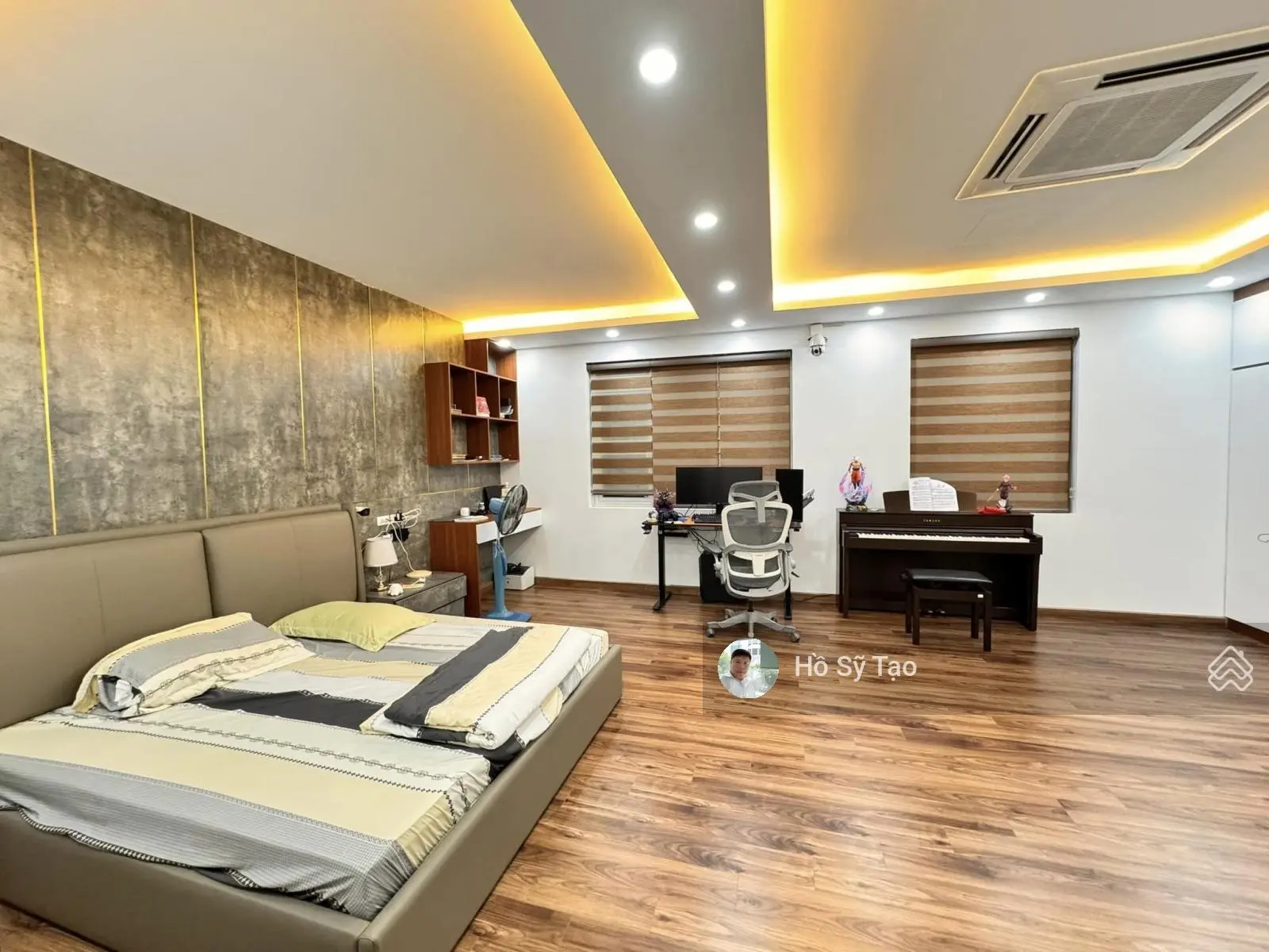 Bán nhà đẹp phân lô đường Trần Quốc Hoàn - Cầu Giấy. Diện tích 82,8m2xMT5,41mx4T. Giá chào 21,46 tỷ