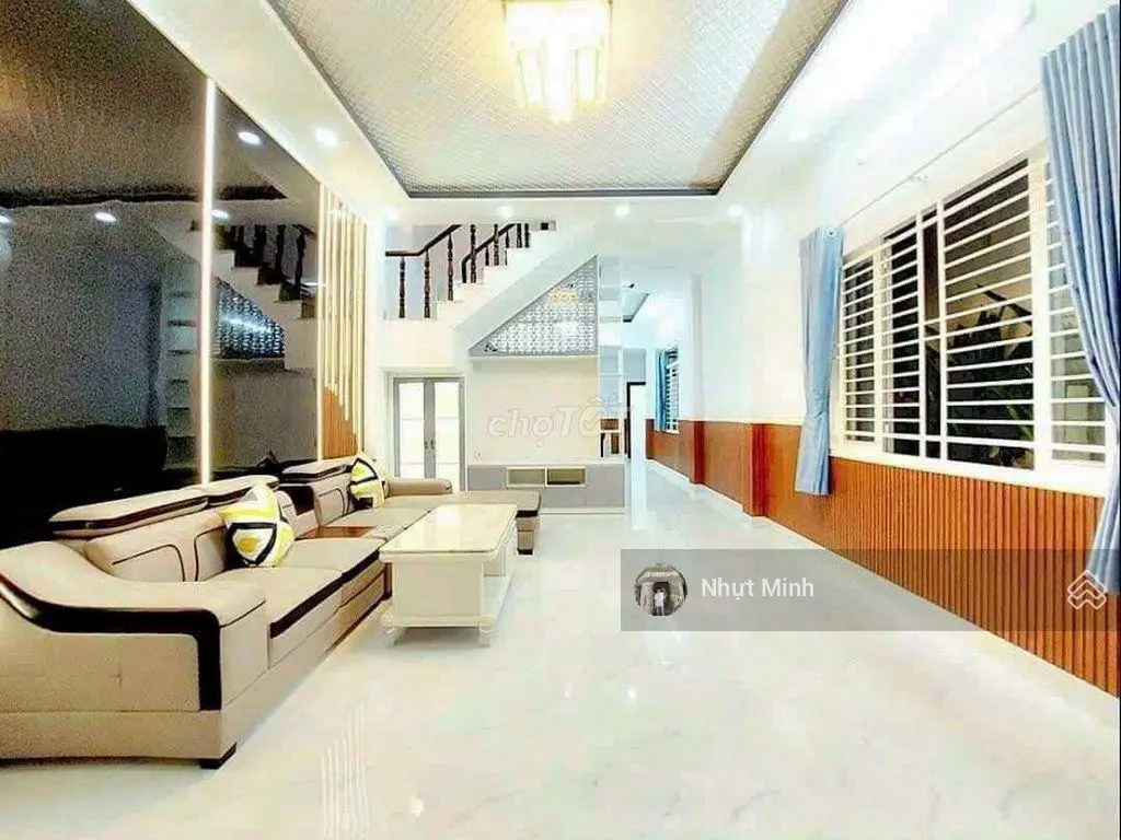 Nhà đẹp Vĩnh Hội Quận 4 -hẻm ô tô-2 tầng-4 phòng ngủ-diện tích 60m2/GIÁ 2.870 TỶ,thuê cao 17 tr/th