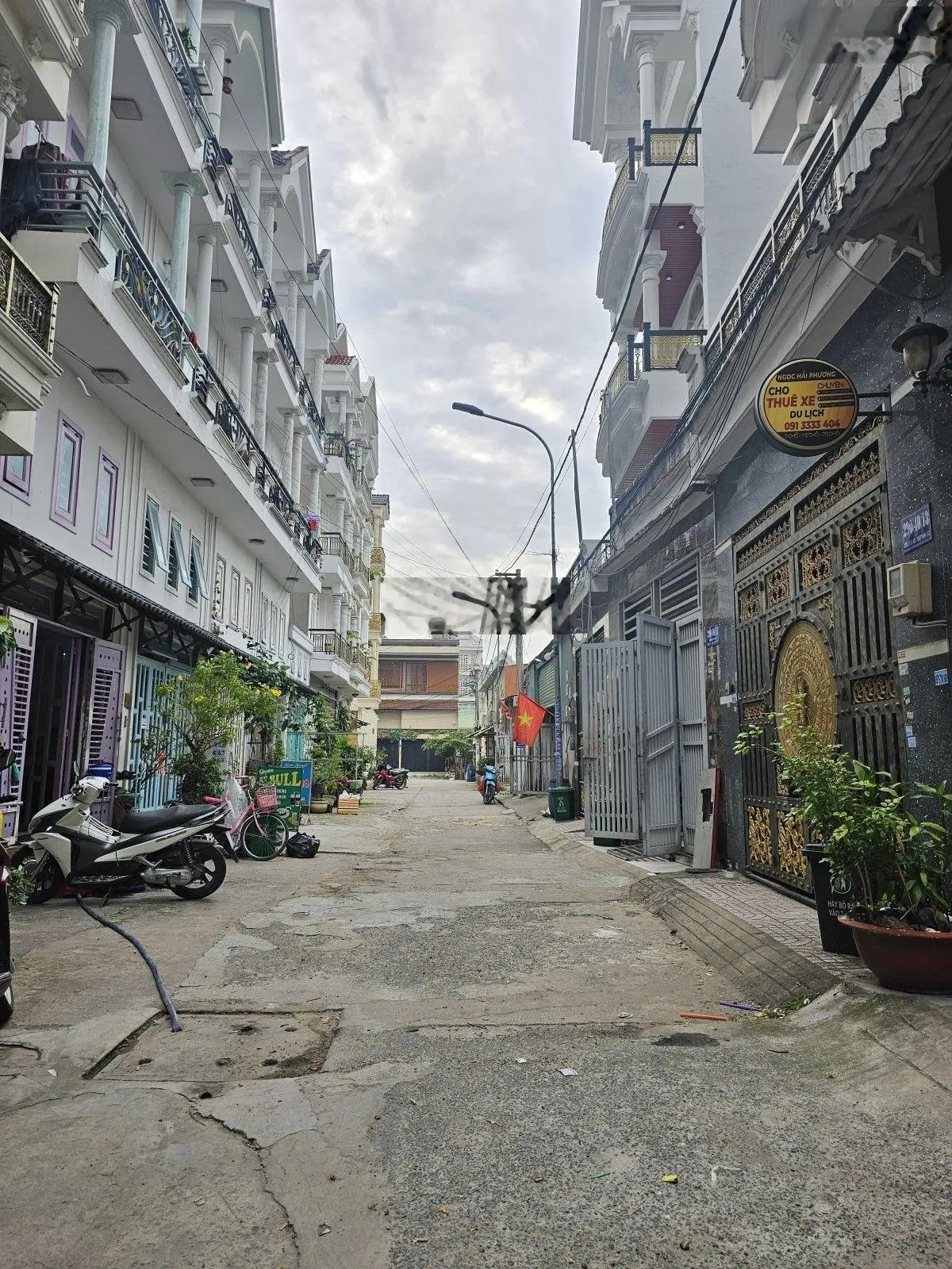 Nhà giá rẻ - 67m - 4 tầng - hẻm 7m - chủ gấp bán giảm 200t riệu còn 4.7 tỷ.ngay hiệp thành q.12