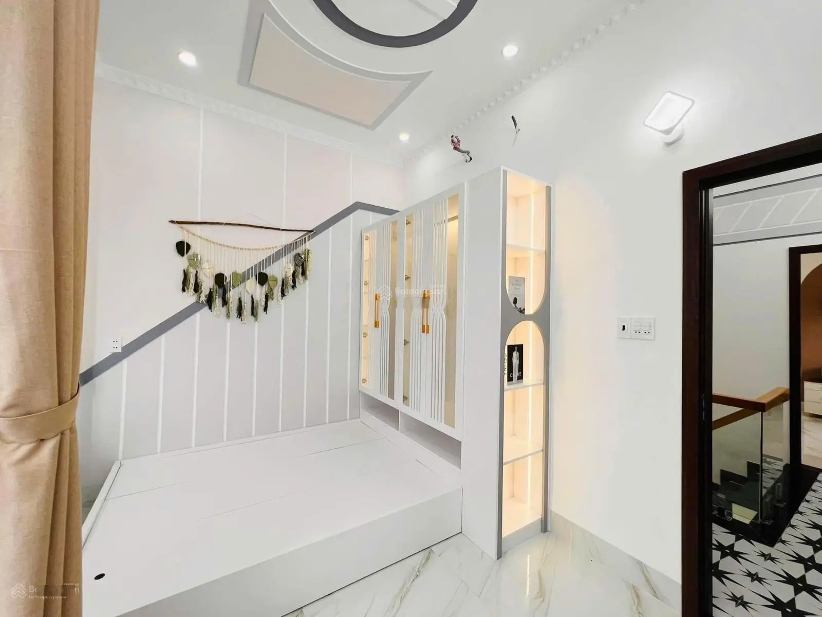 Bán gấp nhà - Long An - Cần Đước - 100m2 - cho thuê 7tr/th - 1T1L - SHR