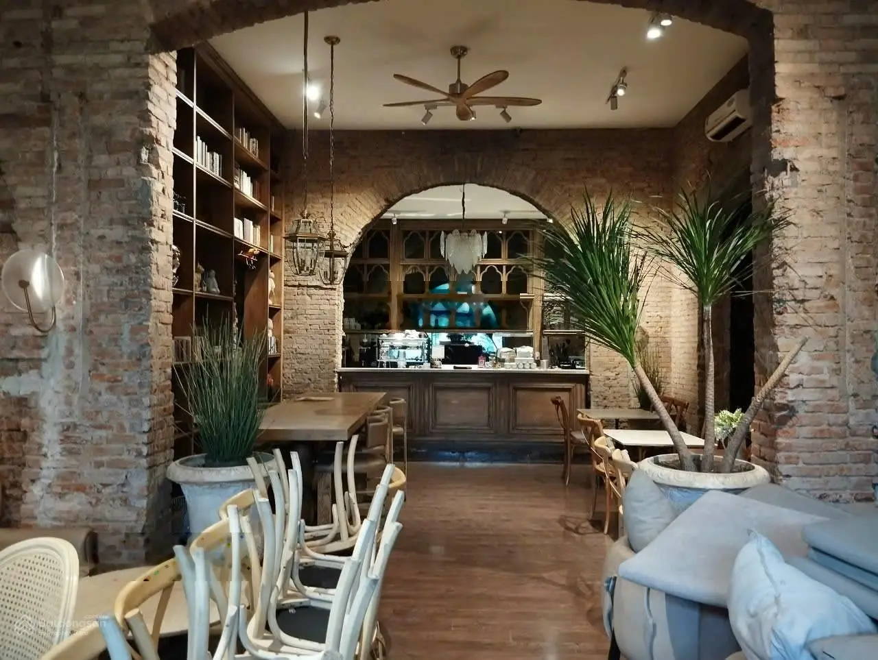 Bán biệt thự mặt tiền 25B Tú Xương, Phường 7, Quận 3, DT: 9,5x33m. Giá 102 tỷ