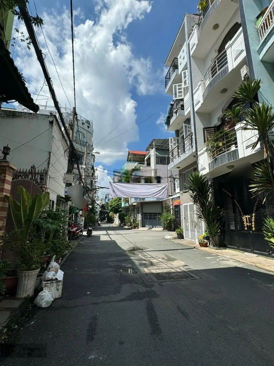 Bán nhà ngang khủng 8m ngay Phan Văn Trị P. 11 Bình Thạnh, gần 120m2 cực đẹp