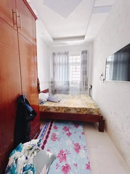 🔴Nhà mới 4 tầng (dt sàn 104m2) hẻm 3m đường Nguyễn Khoái P4Q4