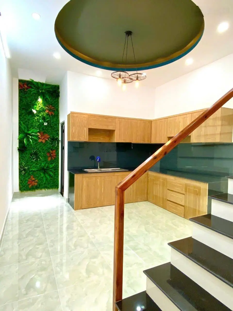 Bán nhà mới 1 trệt 2 lầu hẻm xe hơi đường lò lu - quận 9. full nội thất giá chỉ 5,27 tỷ