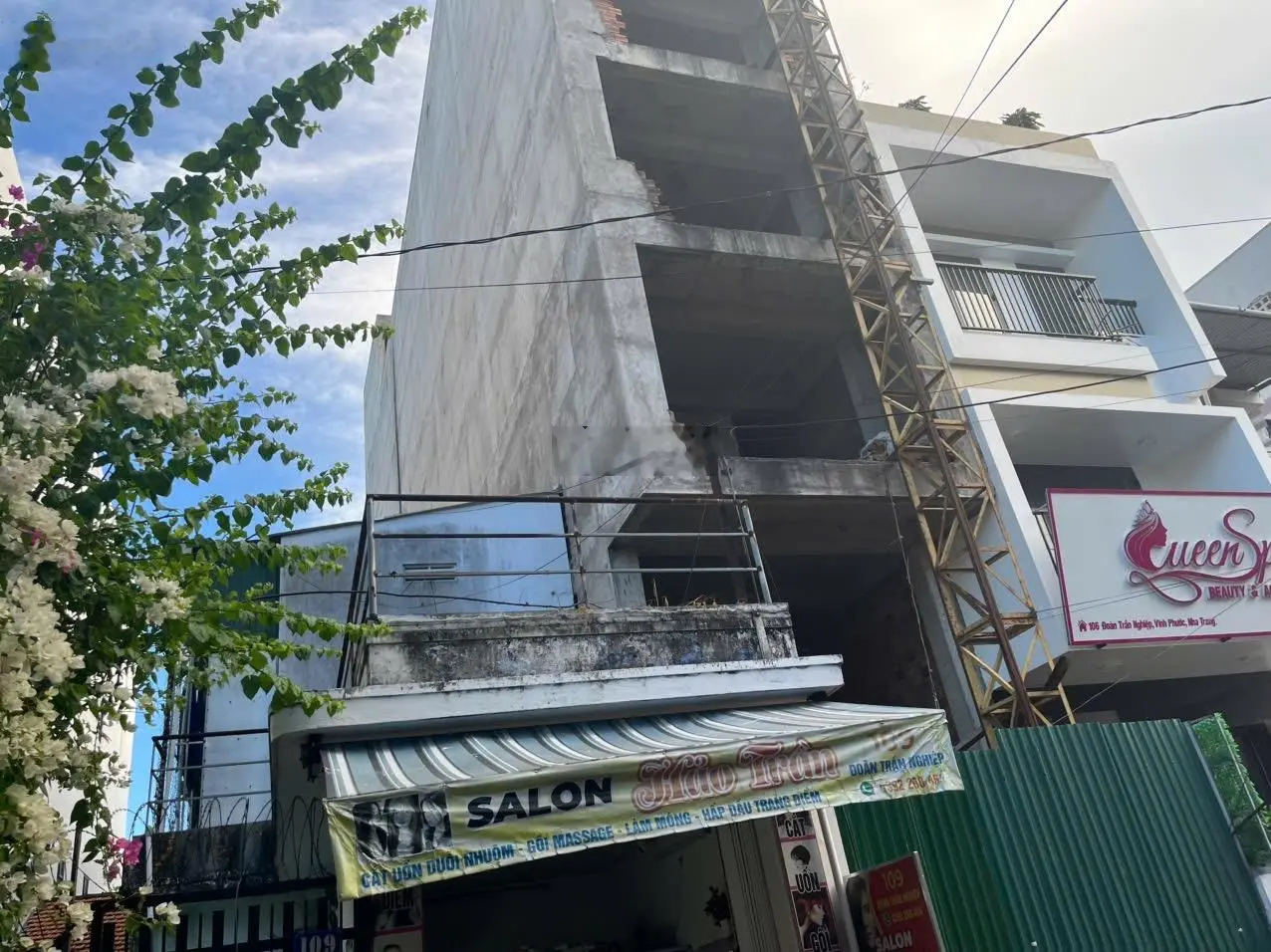 Toà căn hộ thô 6 tầng Mặt Tiền Đoàn Trần Nghiệp, 5p ra biển, Dt: 211,9m2, 47phòng chỉ 13 tỷ