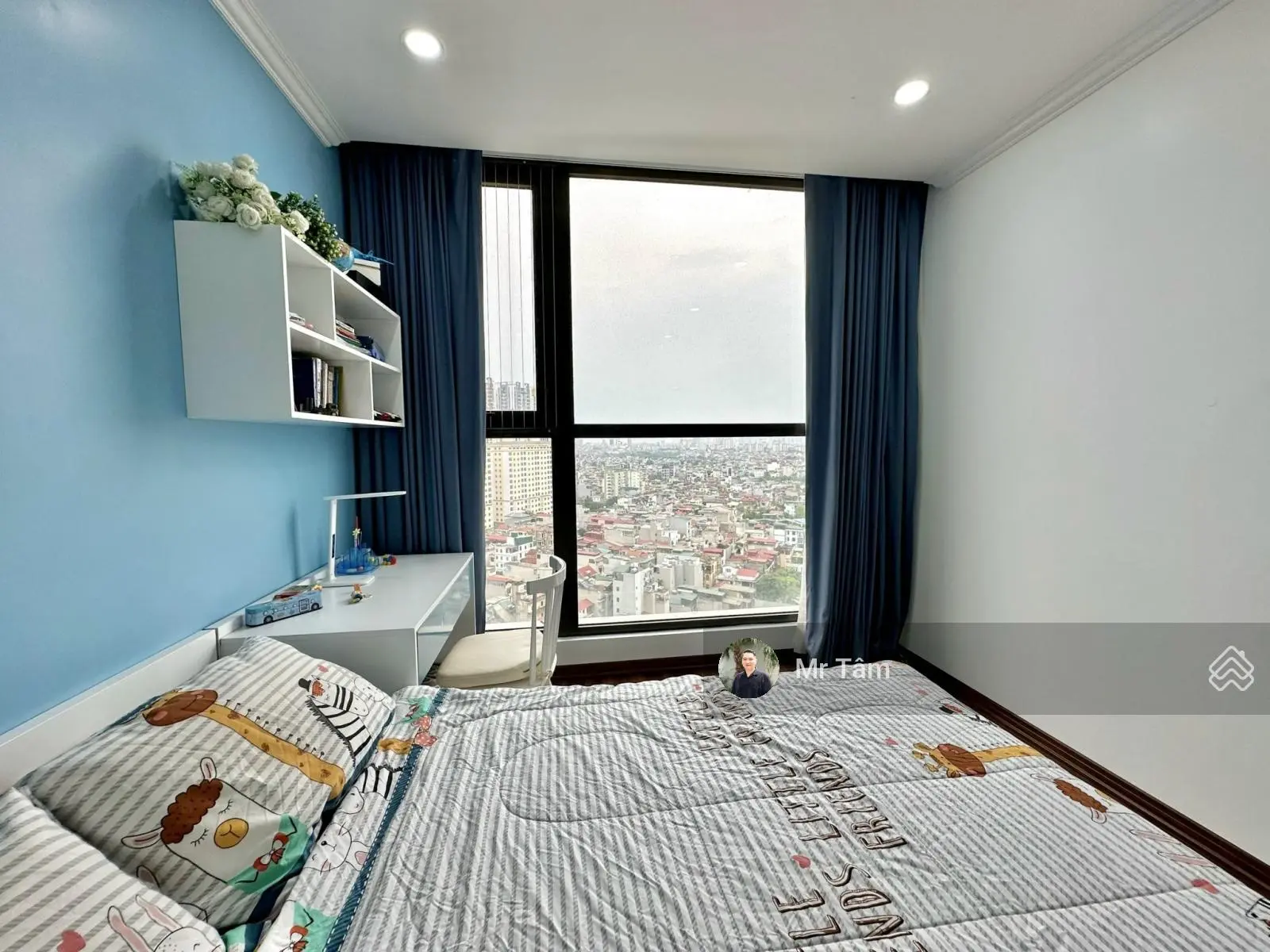 Chính chủ bán căn hộ 3 ngủ The West, FLC 265 Cầu Giấy, DT, 126m2, giá 7,2 tỷ đầy đủ nội thất