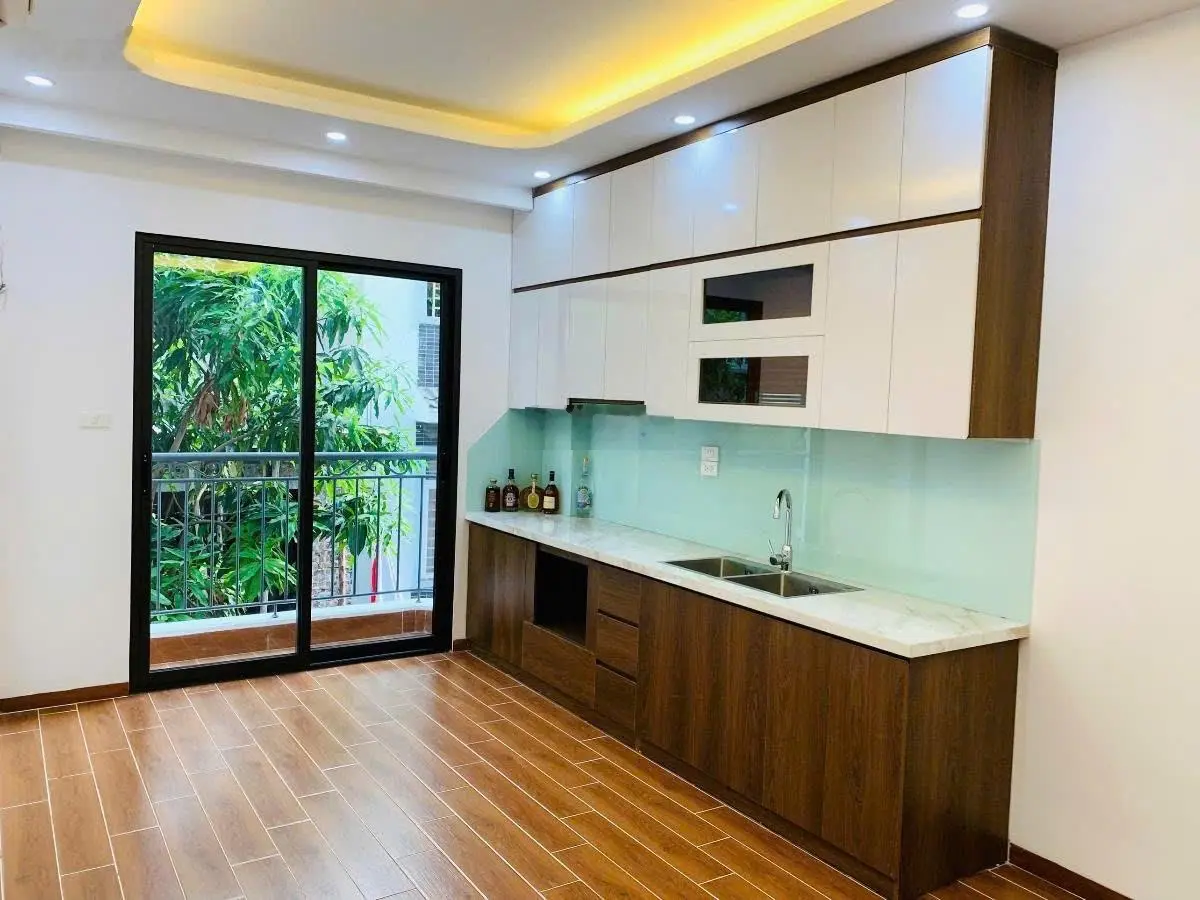 Bán nhà ngõ 97 Phố Văn Cao, Ba Đình 44m2*5T, thang máy, 2thoáng, 20m ra oto, giá 15tỷ.