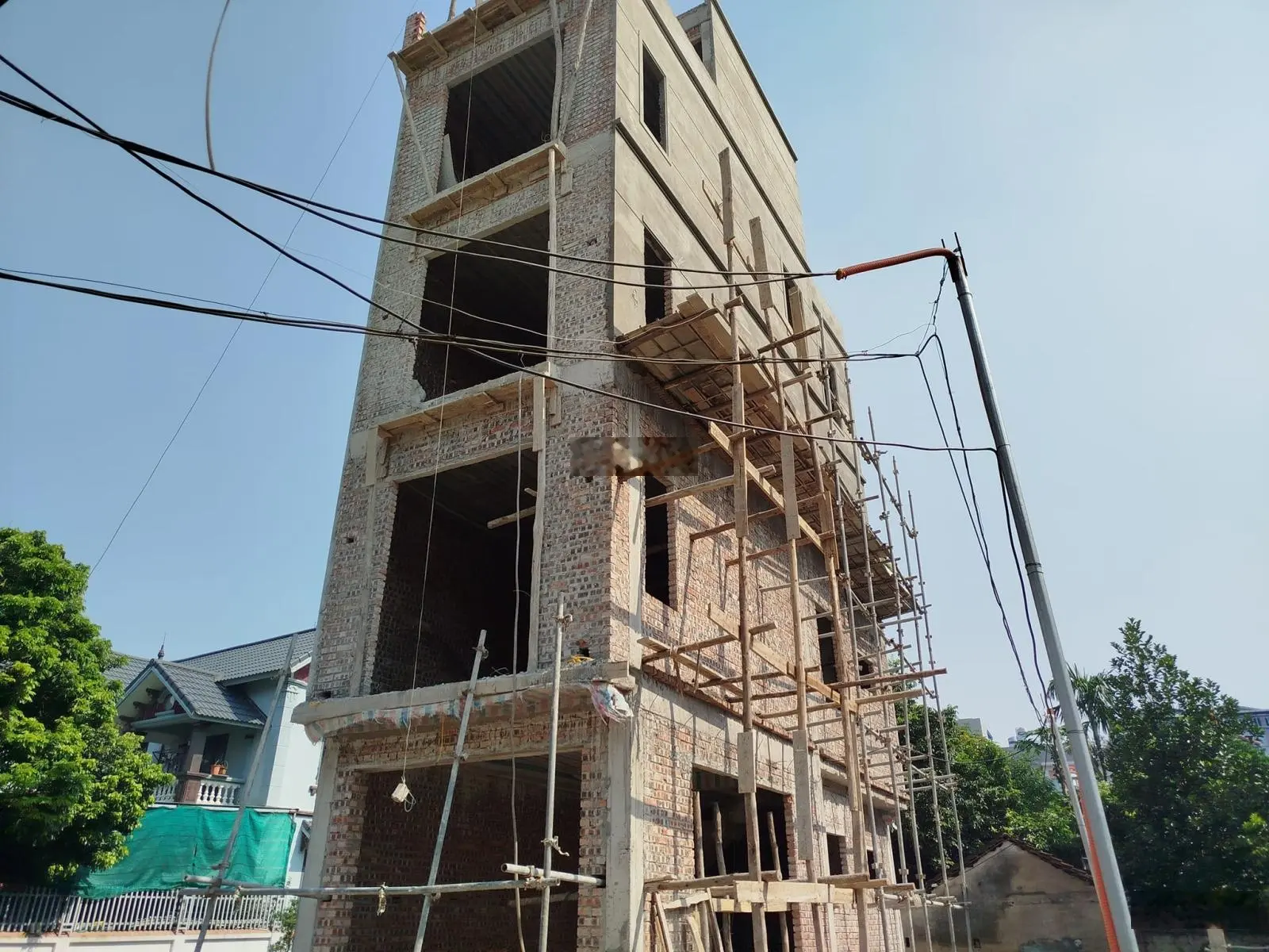 Bán gấp nhà riêng xây độc lập Yên Nghĩa, Hà Đông. Ô tô tránh. Hình ảnh thực tế 100%. Giá: 4,3tỷ CTL