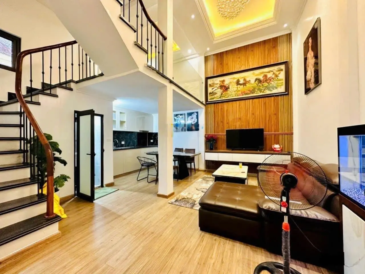 Siêu phẩm cực hiếm phố Bạch Mai - cách một nhà ra phố - nhà mới siêu đẹp full nội thất ở ngay