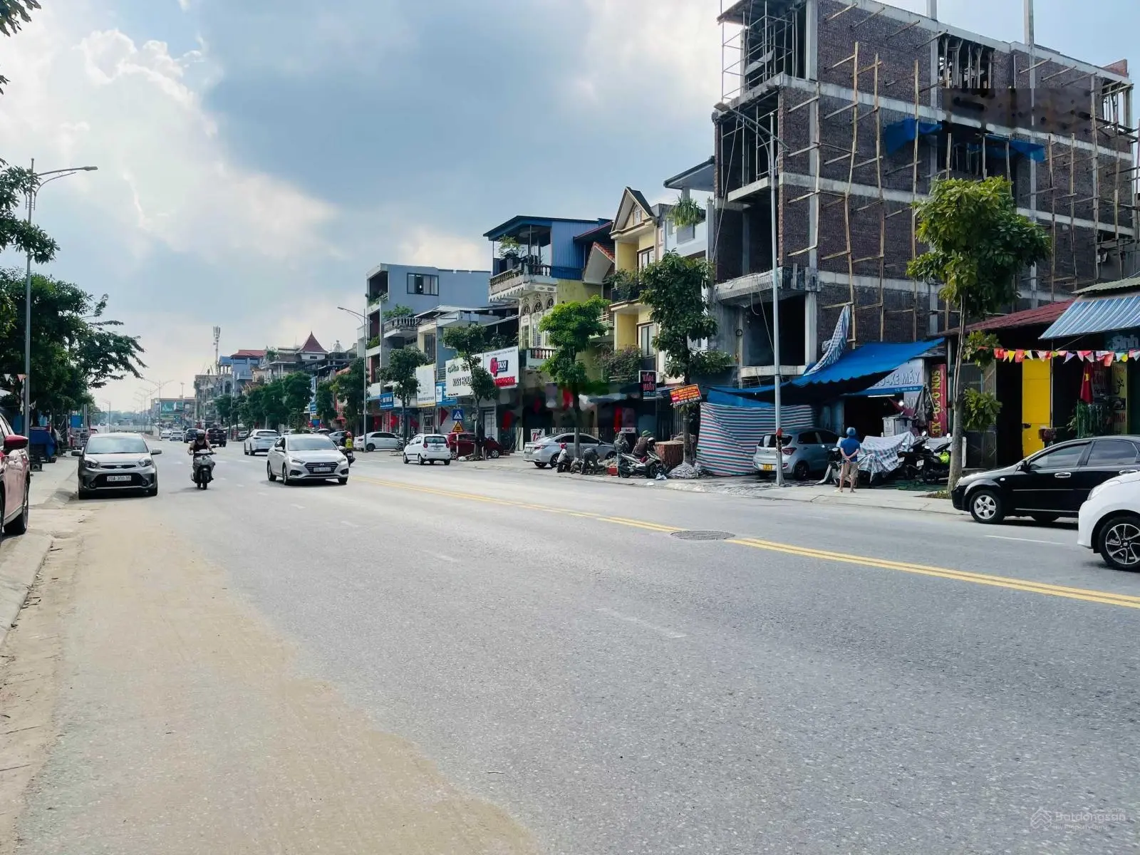 Lô đất mặt đường kinh doanh trục đường Thống Nhất