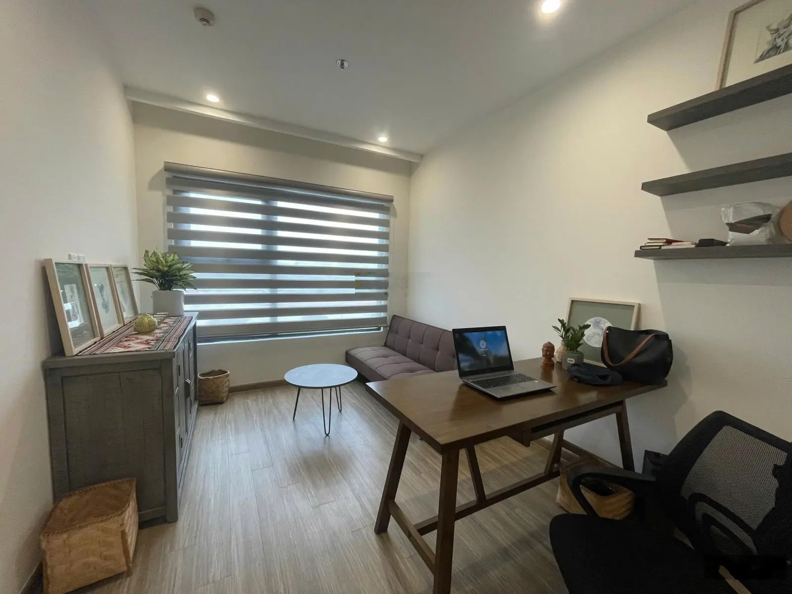 Hàng hot! Chính chủ bán căn hộ 1 PN diện tích 47.5 m2, giá 2.7 tỷ tại S4.01 Vinhomes Smart City