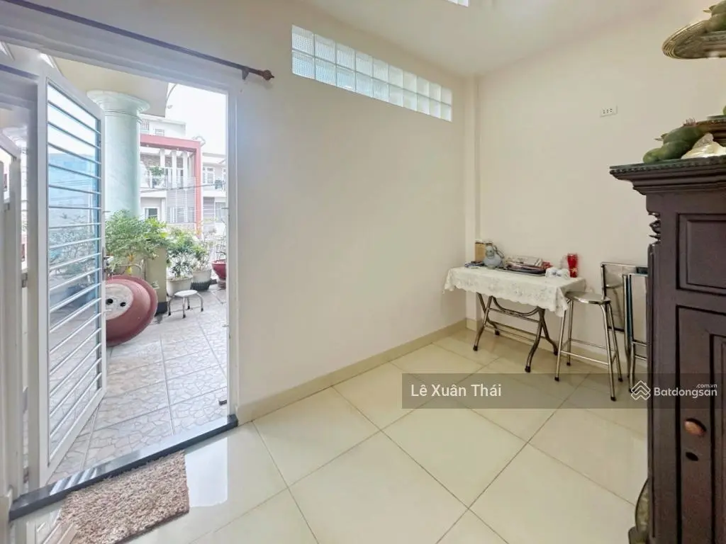 Mặt Tiền Nguyễn Văn Tố Nhà 3 Tầng Mới 100m² Ở Ngay Chỉ 14.1 Tỷ TL