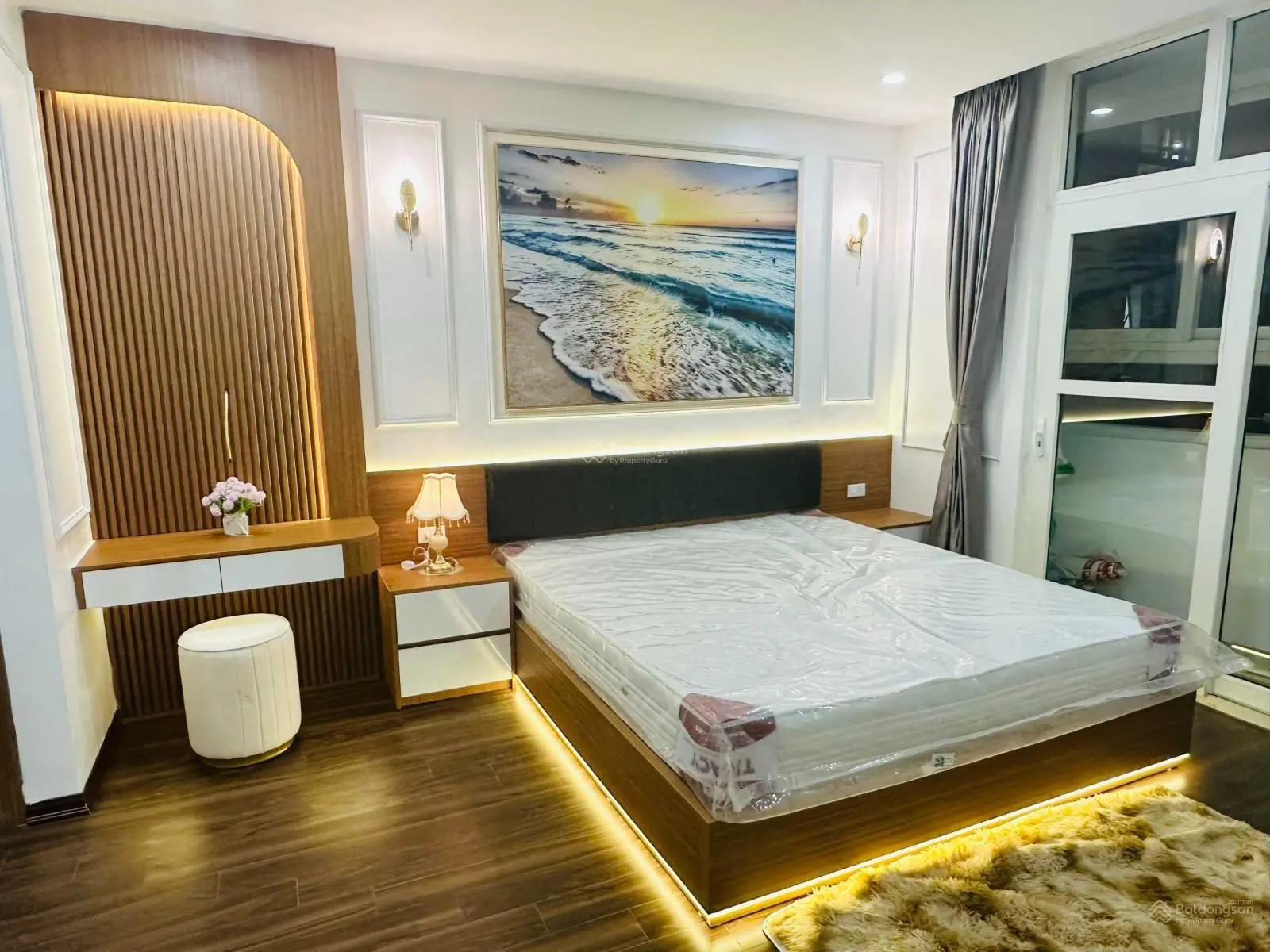 Bán CH 98m2 2N2W giá 6.25 tỷ tòa Chelsea Park phố Trung Kính, P Yên Hòa, Cầu Giấy