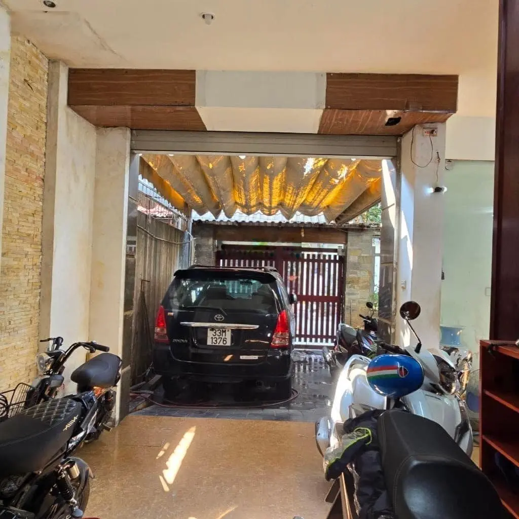 LIỀN KỀ - XA LA-HÀ ĐÔNG-Phân lô vỉa hè ô tô tránh-hơn 16 tỷ-Nhà 5 tầng-diện tích 77m2 - mặt tiền 5m