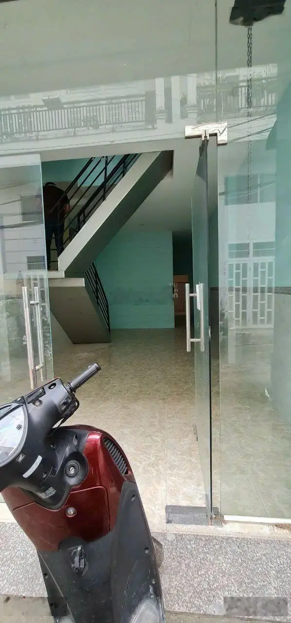 Bán nhà mặt phố 4 tỷ, 57m2, Đ. Số 8, P. Long Thạnh Mỹ, Q9, HCM