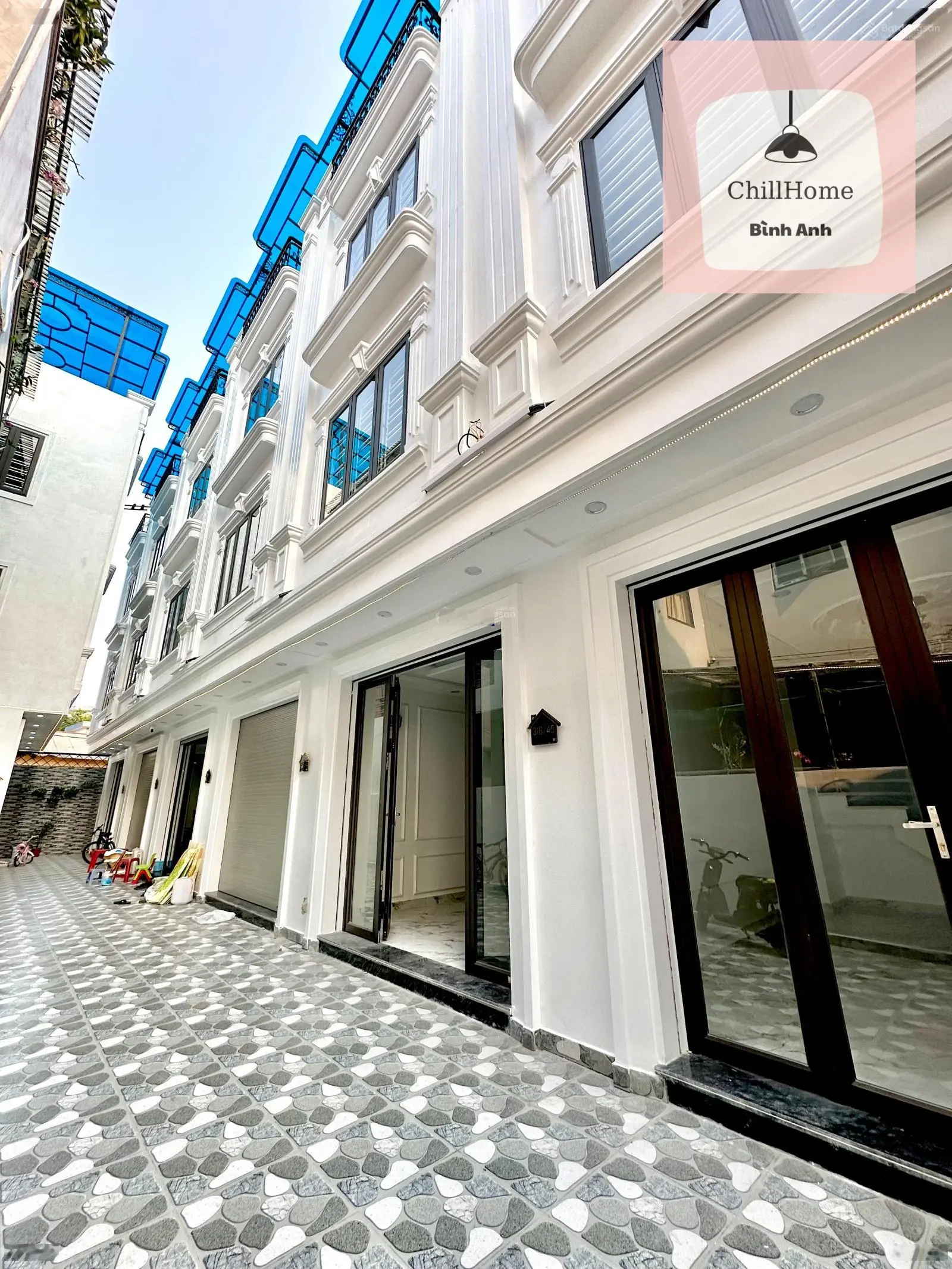 Dãy nhà văn minh cực VIP khu Hồ Sen - Nguyễn Công Trứ. Sân chung 4m. Ngõ nông. 3,8 tỷ
