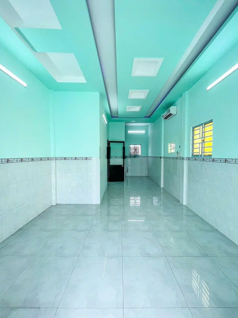 Nhà 2 lầu đường số 25KDC thới nhựt 1, nhà mới tặng 2 máy lạnh, vào ở ngay