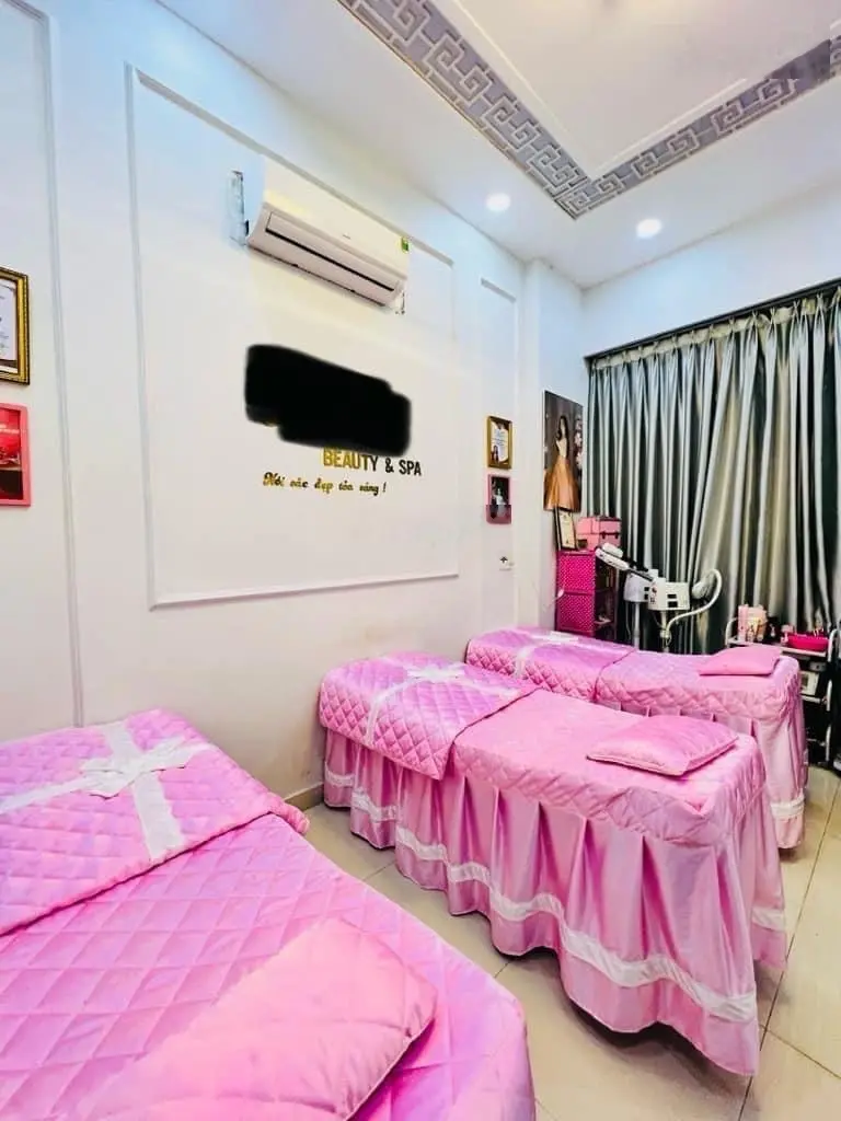 Bán nhà đang cho thuê 25 Triệu/tháng Đường Lạc Long Quân P9 Tân Bình. DT 4,5 x 10m.Giá bán 3 Tỷ 590