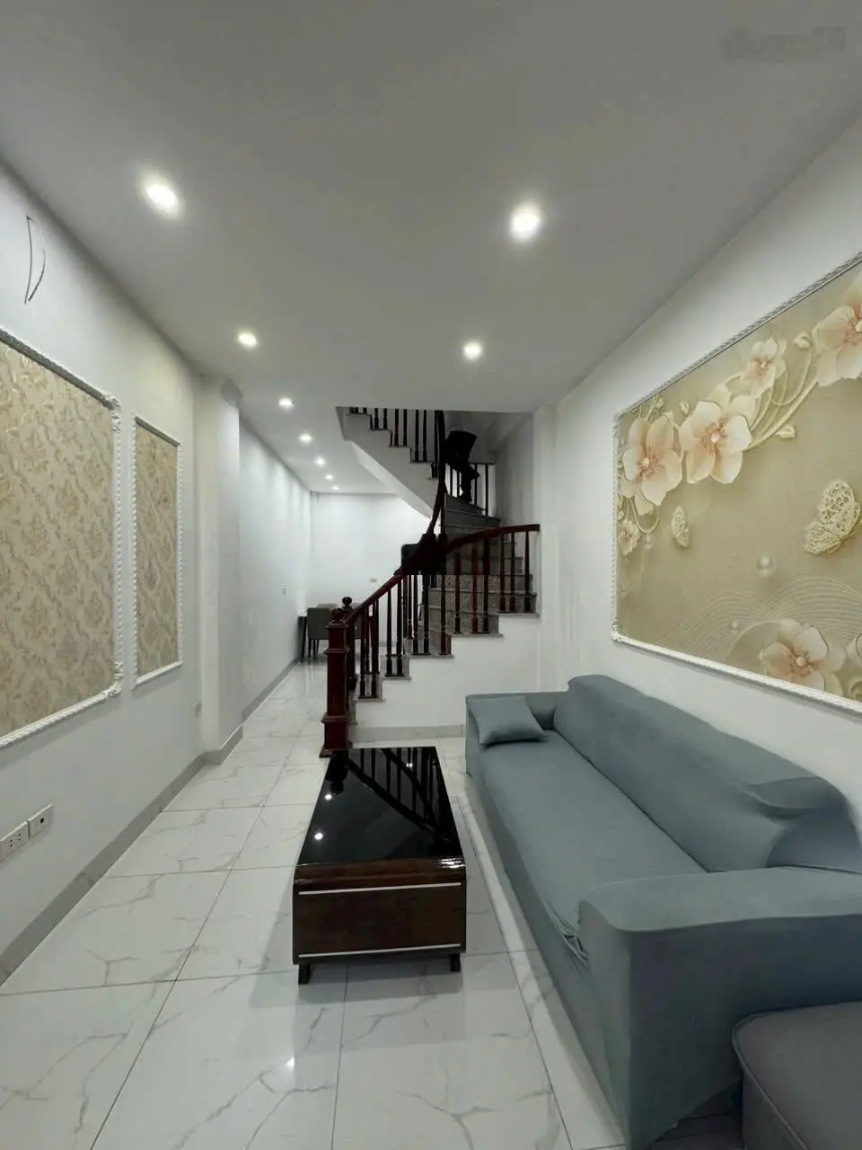 30m2 Nhà Đẹp, ngõ nông - 20m ra trục đường ô tô ngay chợ la phù