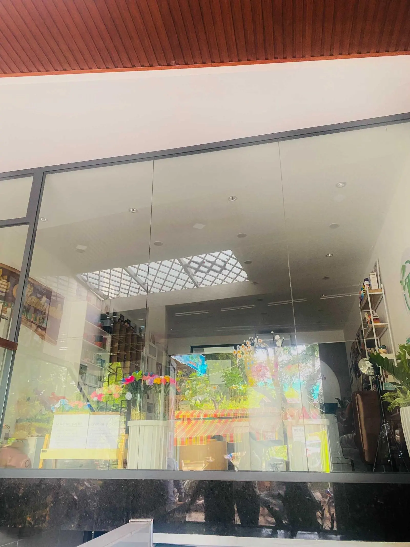 Nhà mặt tiền kinh doanh Đặng Thùy Trâm 5x17,5m hầm 4 tầng đã hoàn công đối diện ĐH Văn Lang