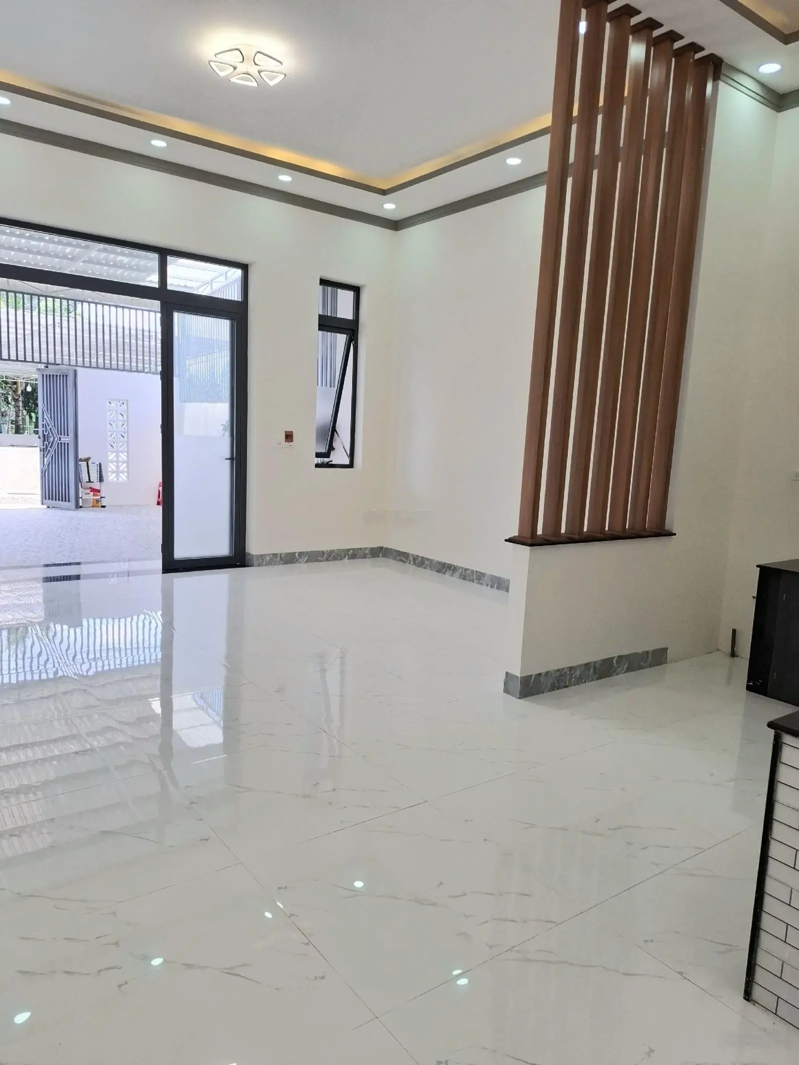 Nhà bán hẻm xe tải, diện tích 132m2 tại đường Duy Tân, P. Bảo Vinh, TP. Long Khánh