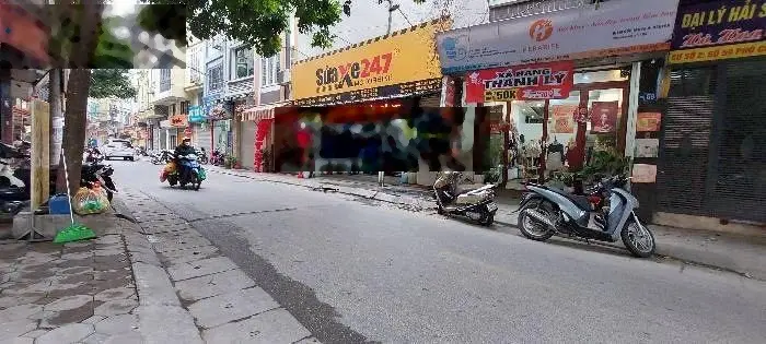 Cần bán nhà trong tuần, ô tô đỗ thoải mái, KD, Chùa Quỳnh, 40m2, 6. X tỷ, gặp TL