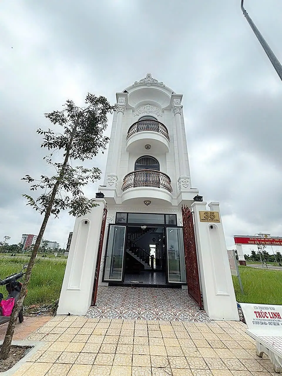 Chủ gửi độc quyền ! Bán nhà mới 1 trệt 2 lầu Khu đô Thị Hồng Phát